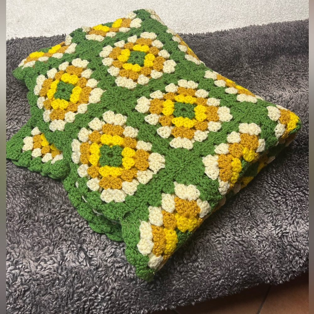 Vintage 1970’s Crochet Afghan Blanket